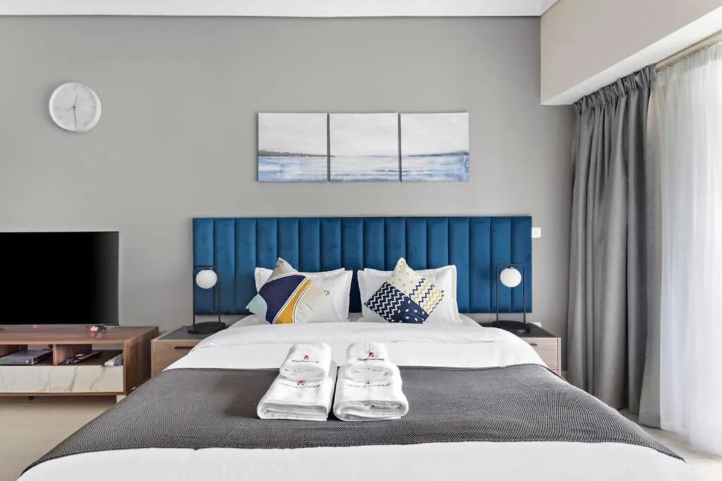 Apartment Stonetree - Stylish Studio Near Metro Station Dubai